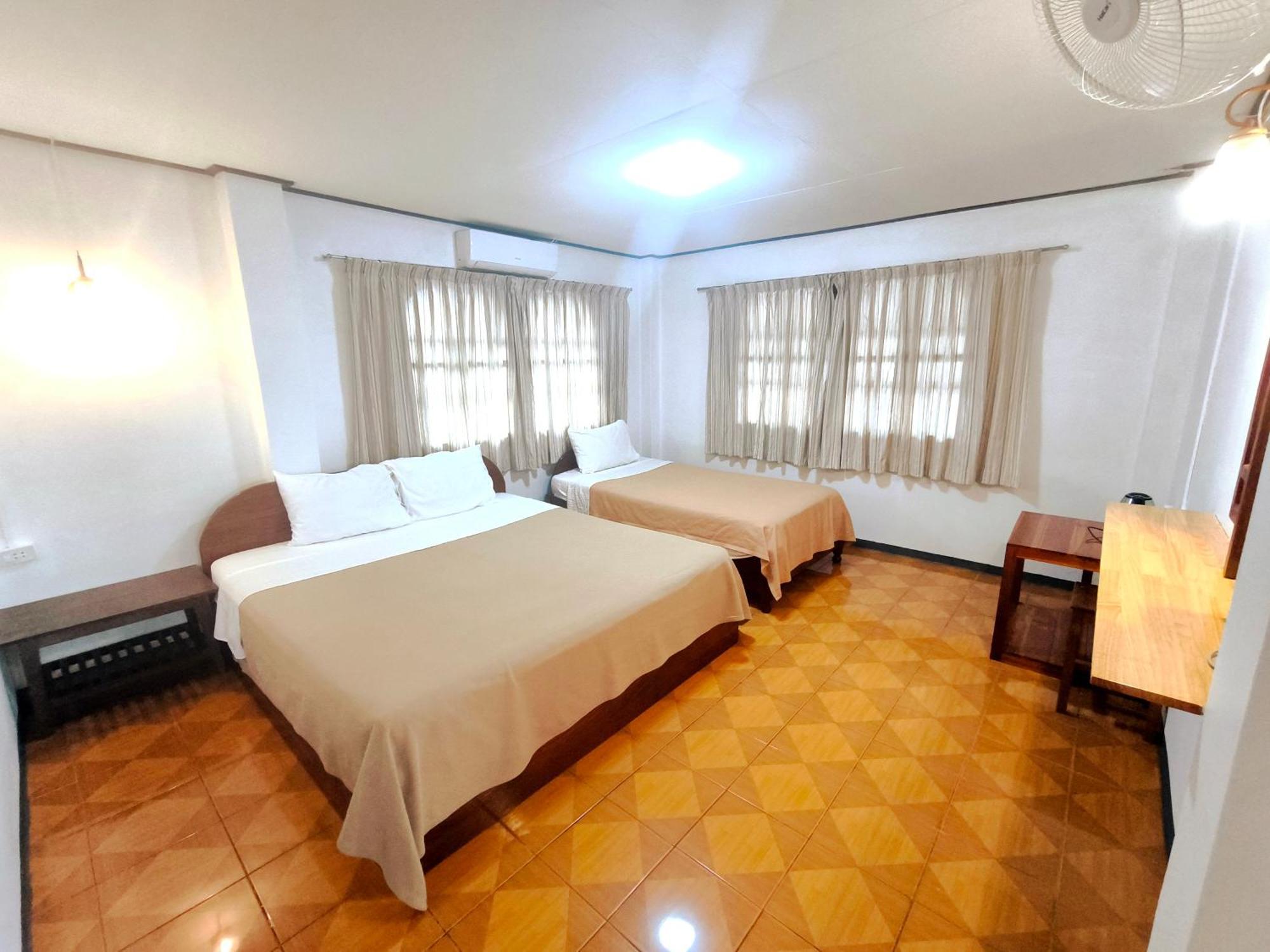 Sabaydee Guesthouse Ban Houayxay Pokoj fotografie